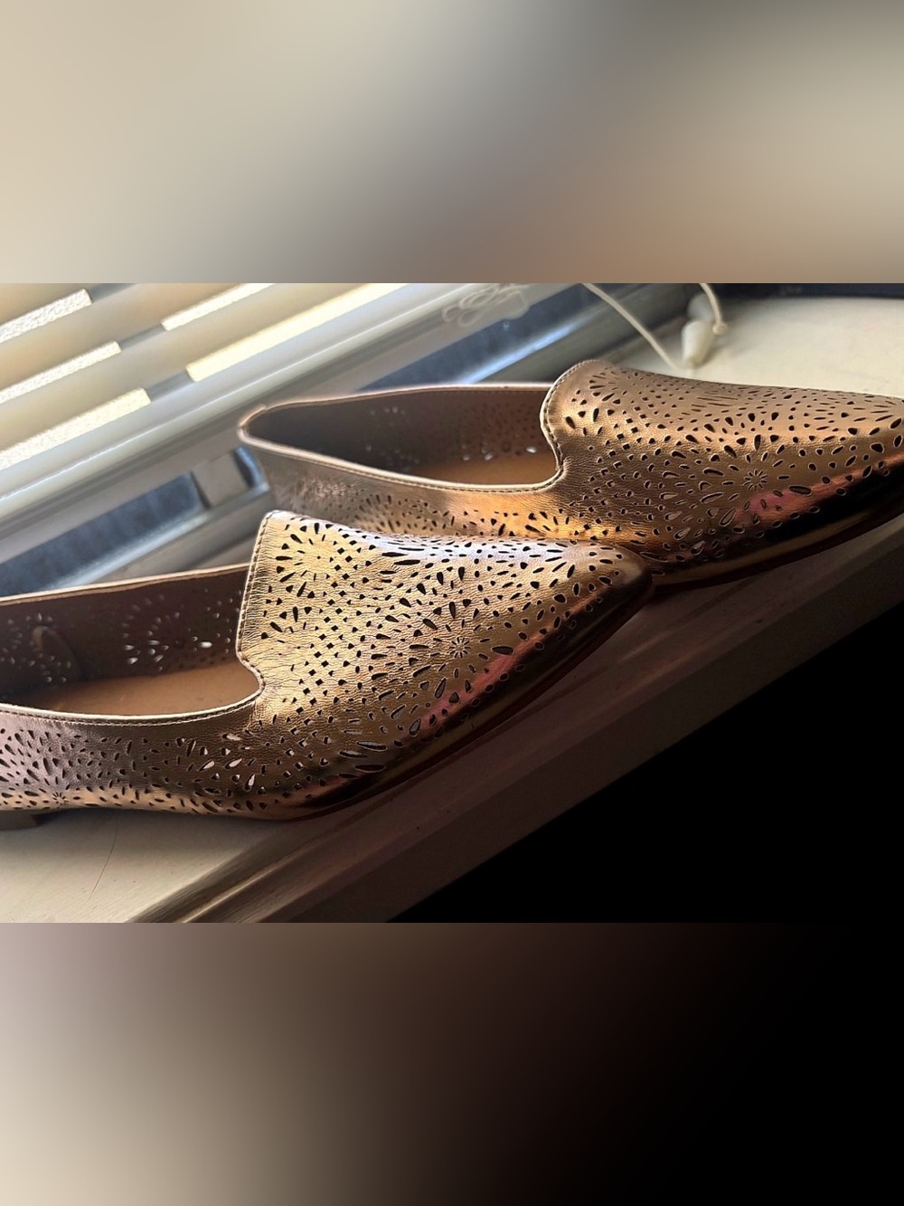 Report Rose Gold Ballet Flats